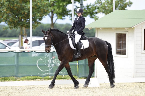 MR2018 RacinoFestival SA Groschedl Laura kl